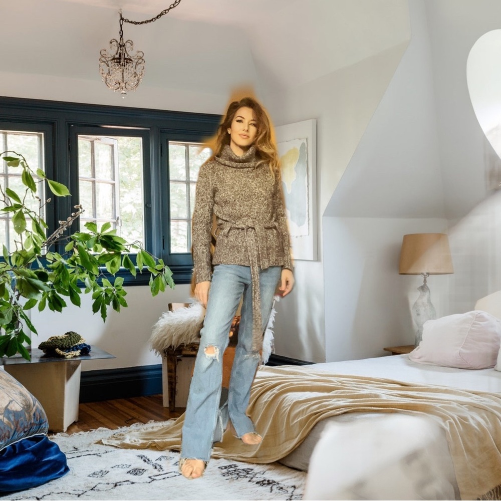 A|wear vintage sweater with belt size medium acrylic and wool